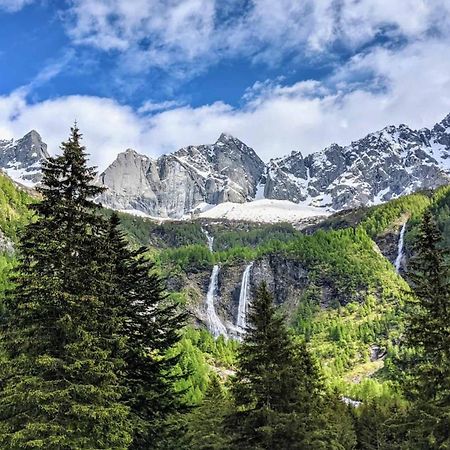 Belcolle, Il Bello Della Tranquillita Chiavenna Luaran gambar