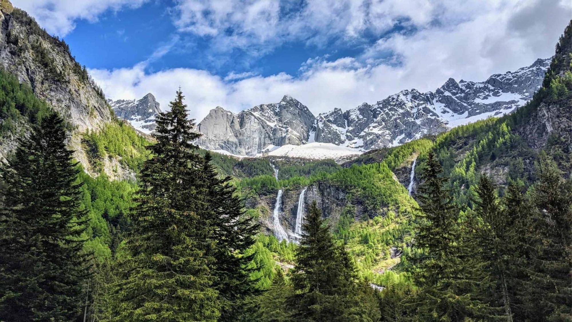 Belcolle, Il Bello Della Tranquillita Chiavenna Luaran gambar